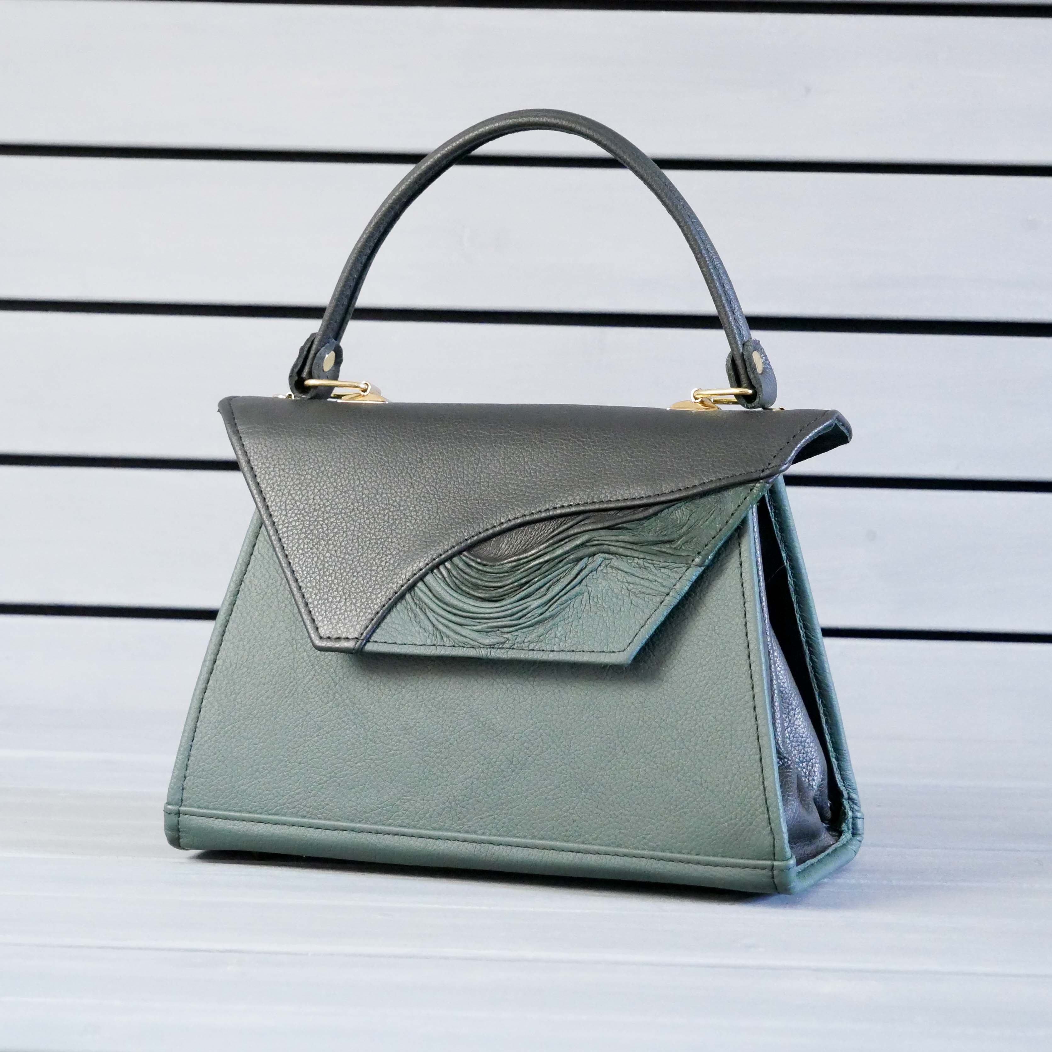 Kožená flap kabelka - Mia 