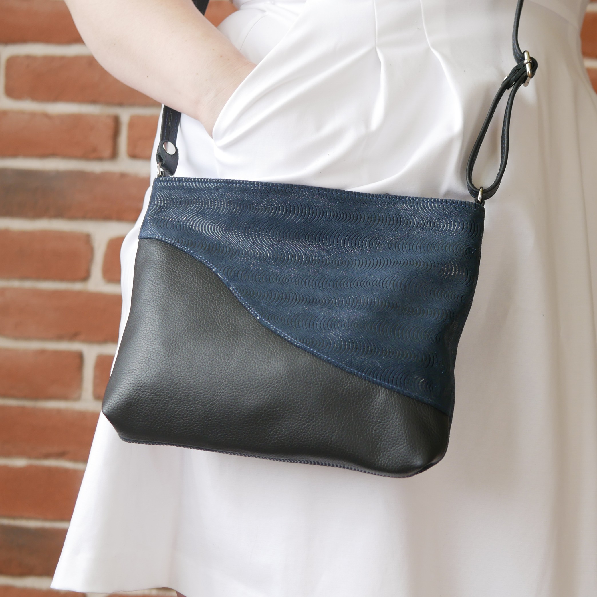 Anna - stylová kožená kabelka crossbody
