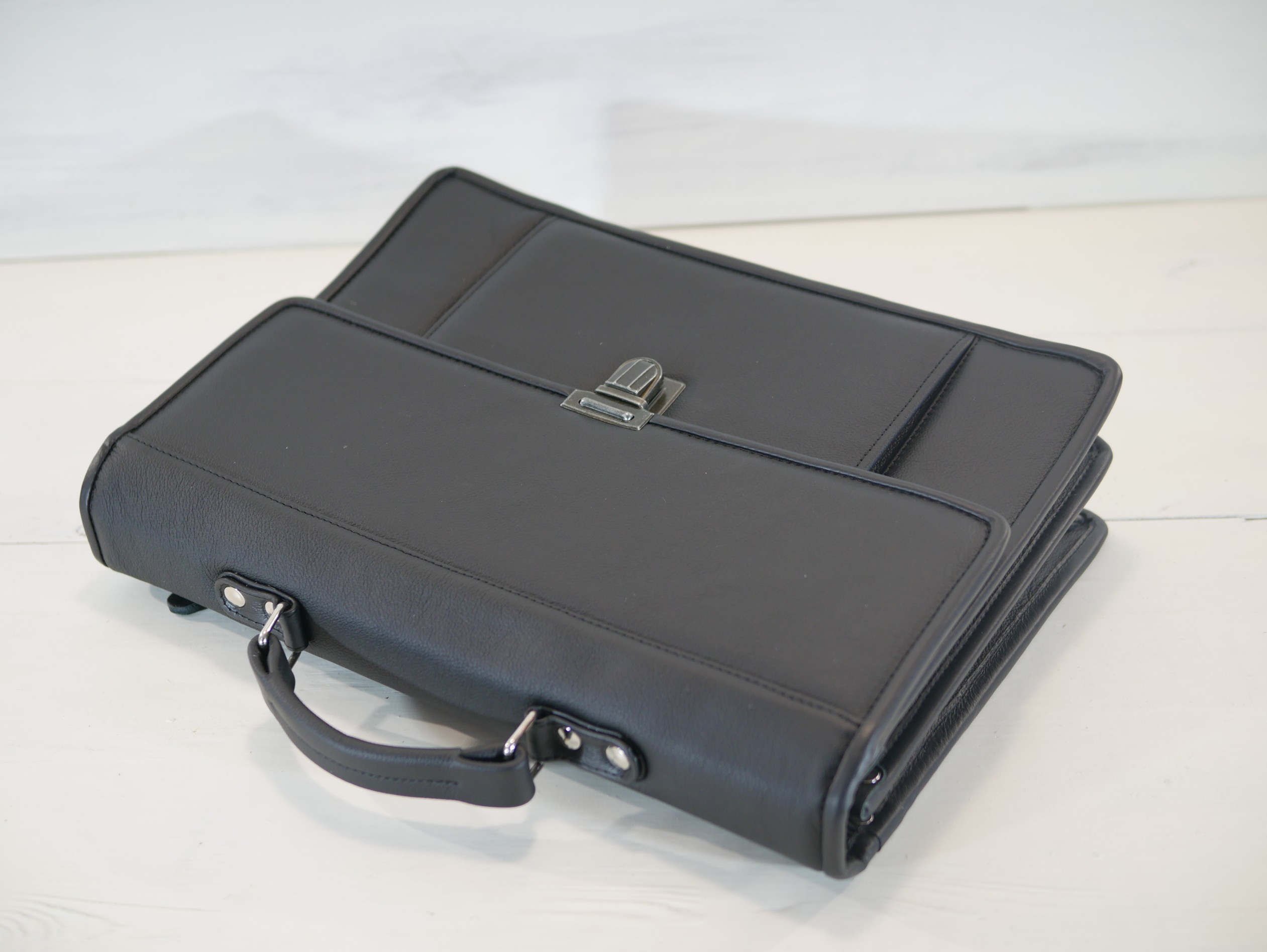 Kožená aktovka - Edgar Maestro