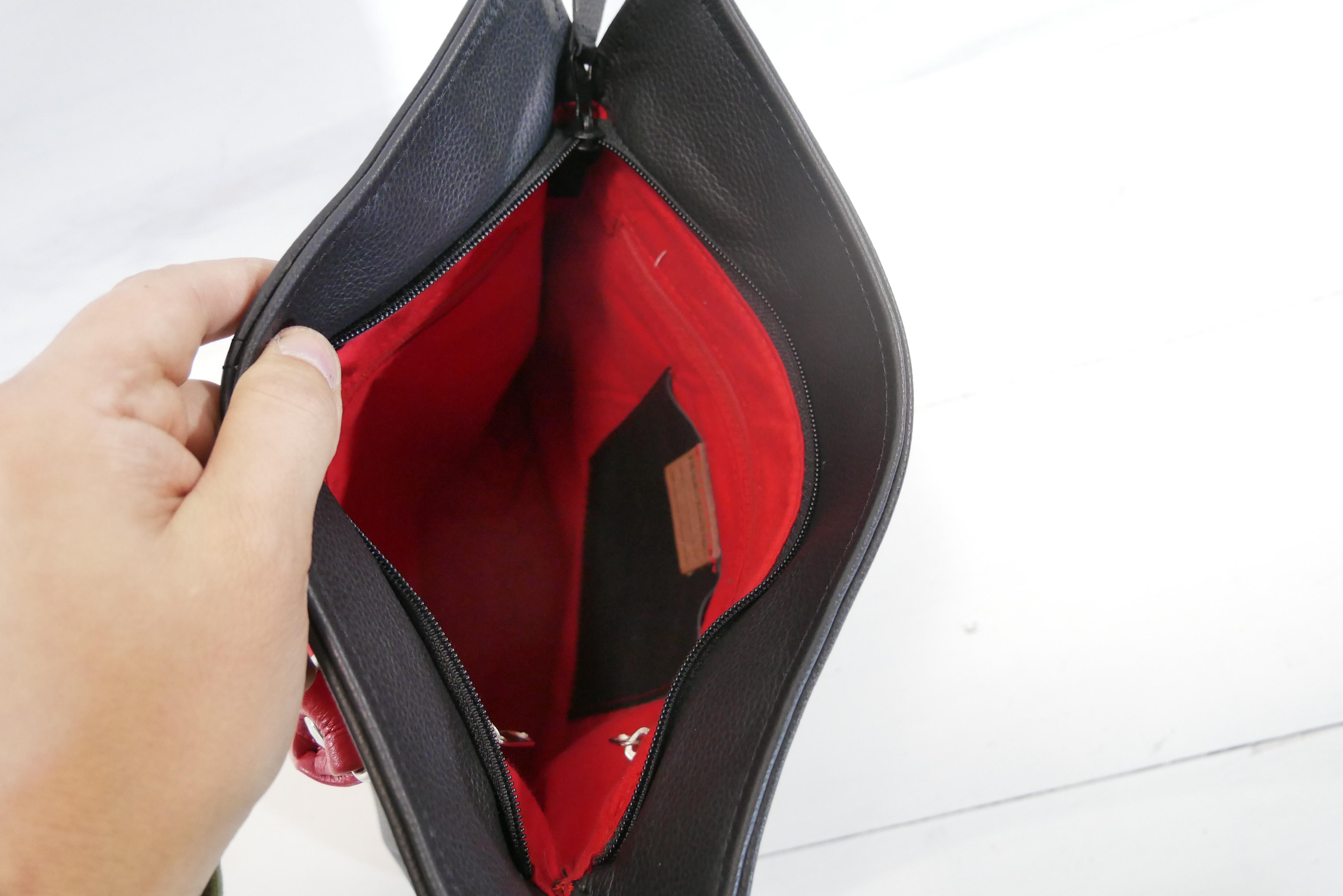 Kožená crossbody kabelka - Niké