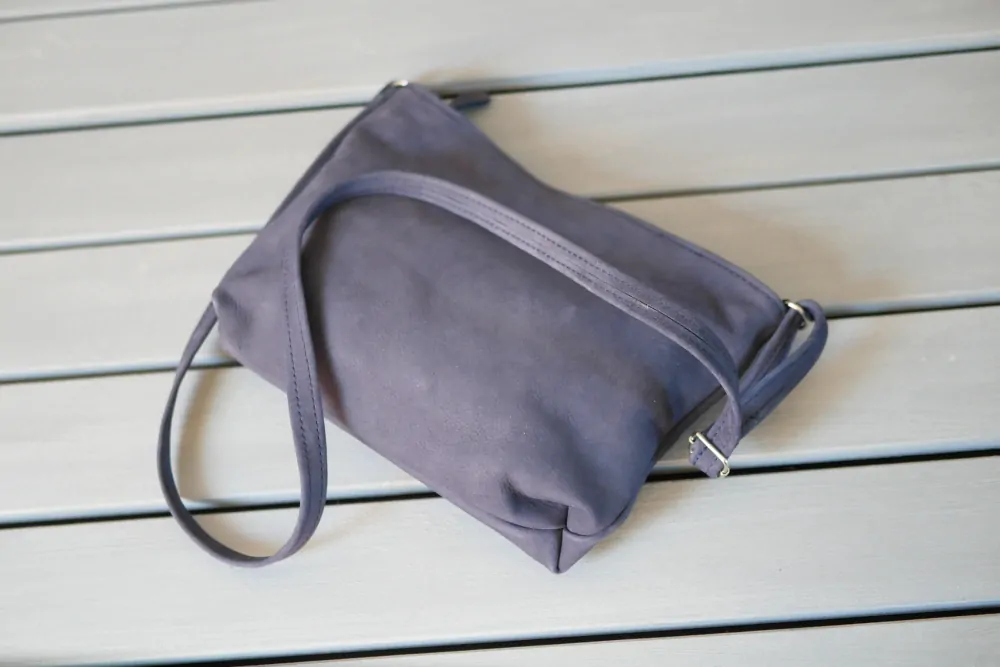 Anna - stylová kožená kabelka crossbody