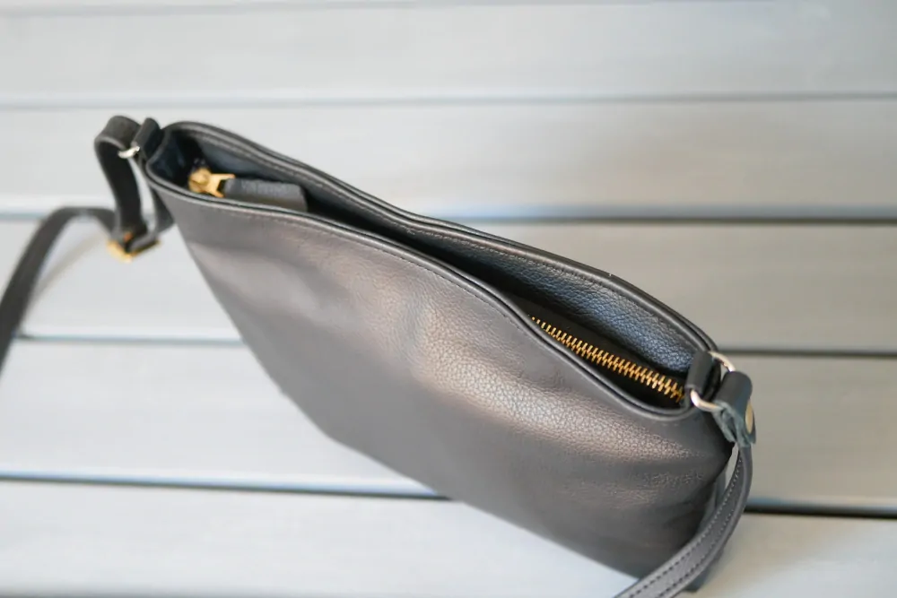 Anna - stylová kožená kabelka crossbody