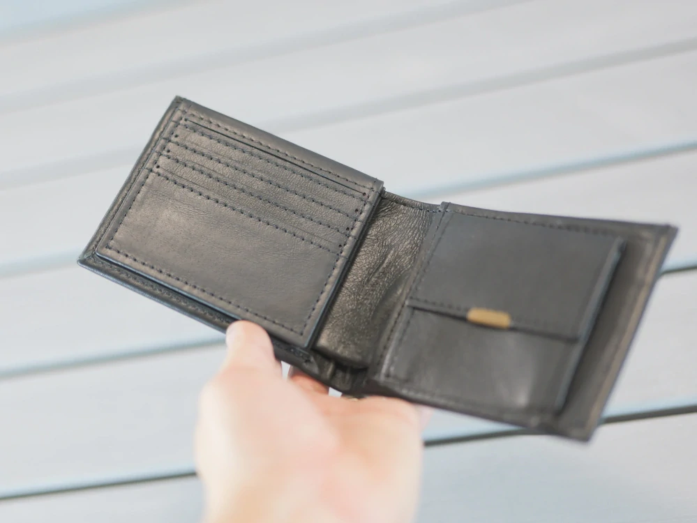 Kožená peněženka - Alex s výklopnou kapsou a RFID