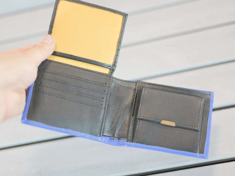 Kožená peněženka - Alex s výklopnou kapsou