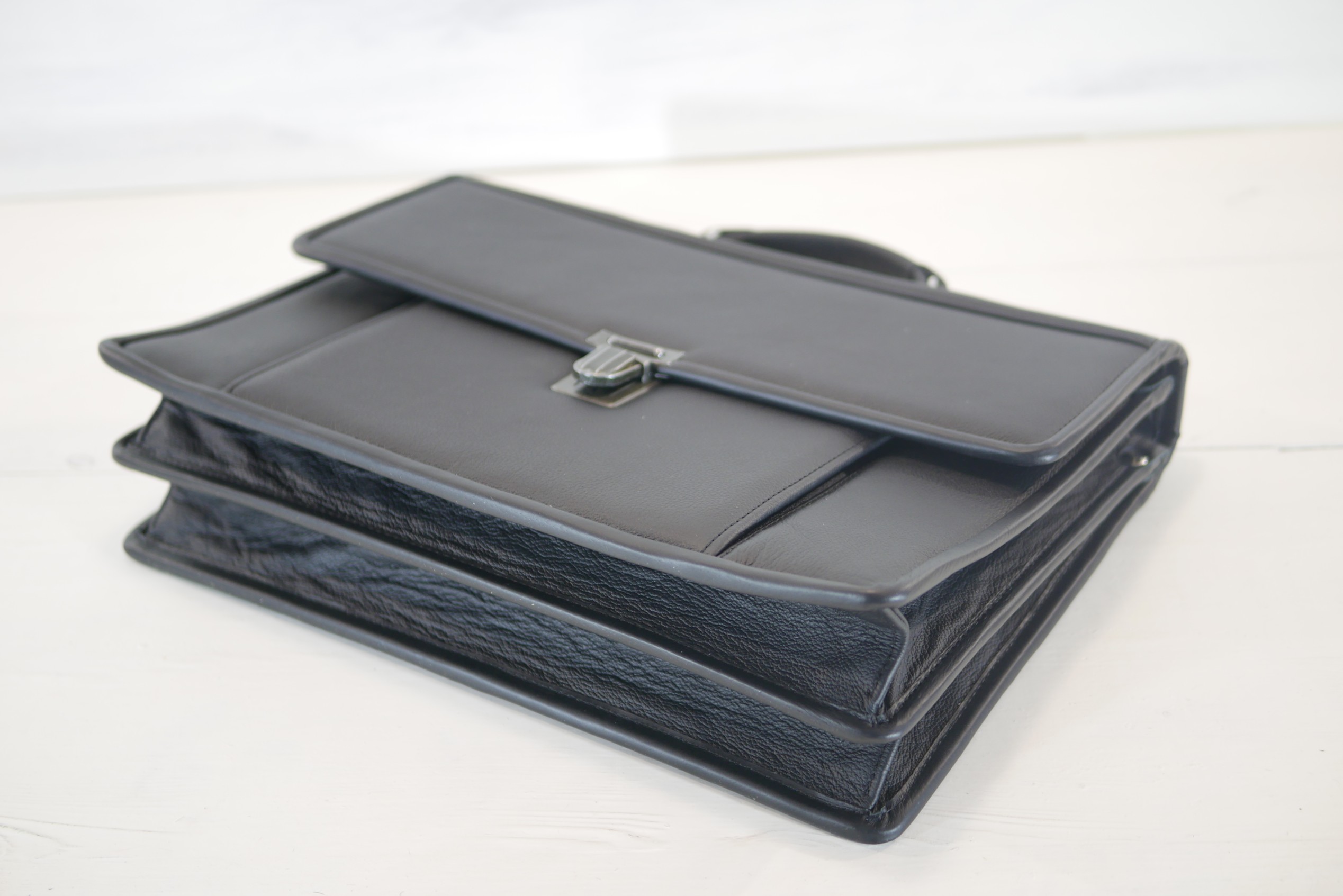 Kožená aktovka - Edgar Maestro