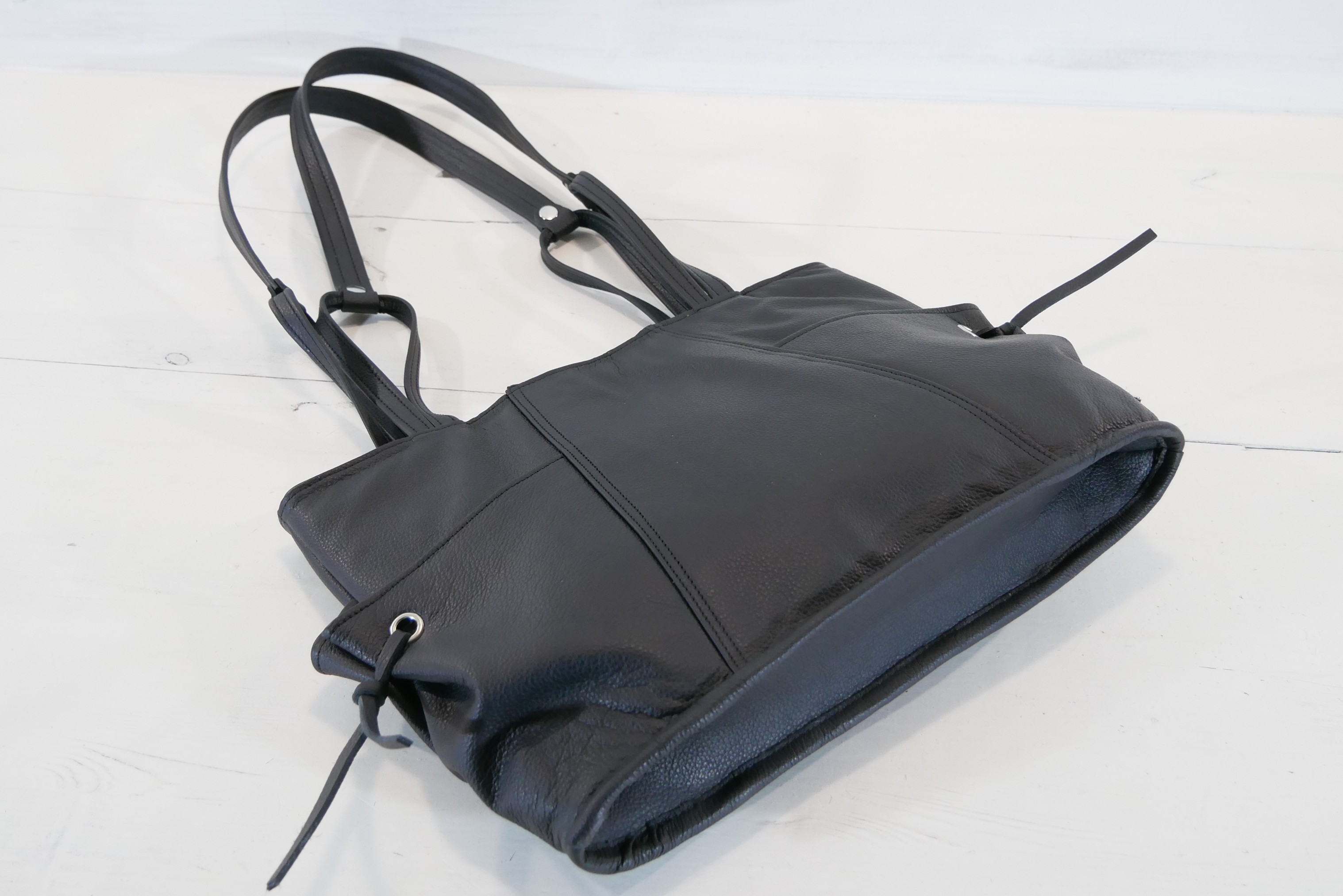 Kožená kabelka - Queen Mary 