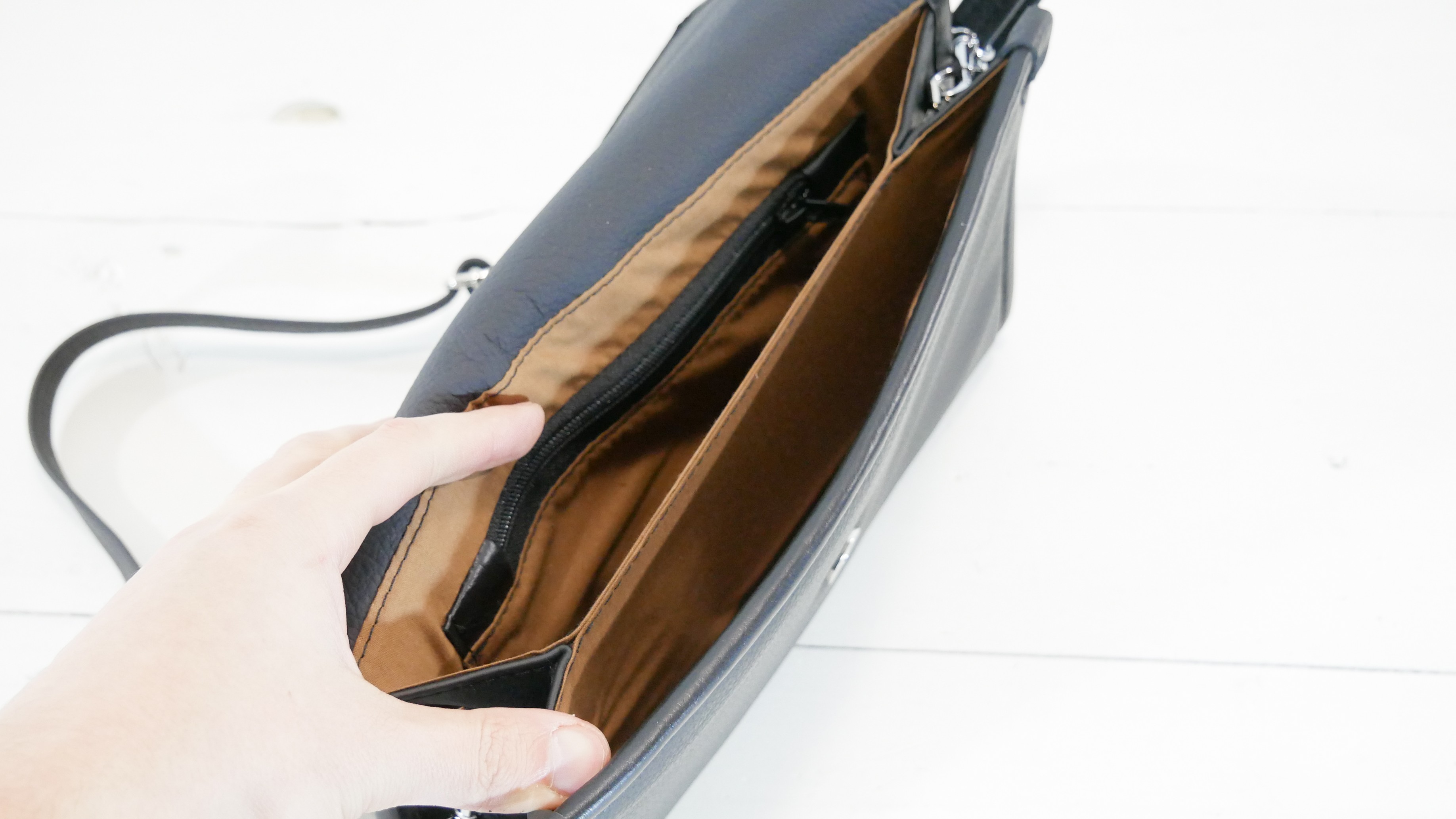 Kožené psaníčko - Marrone