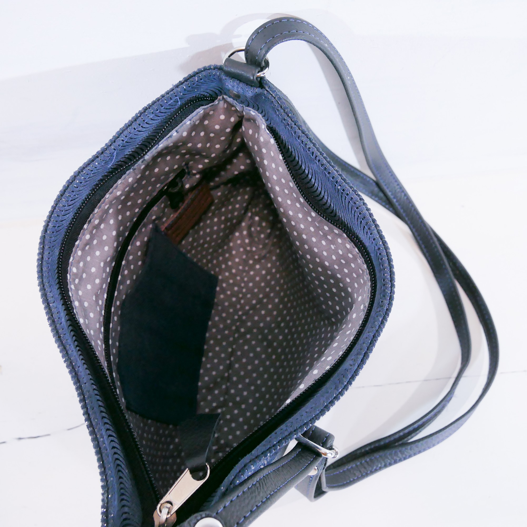 Anna - stylová kožená kabelka crossbody