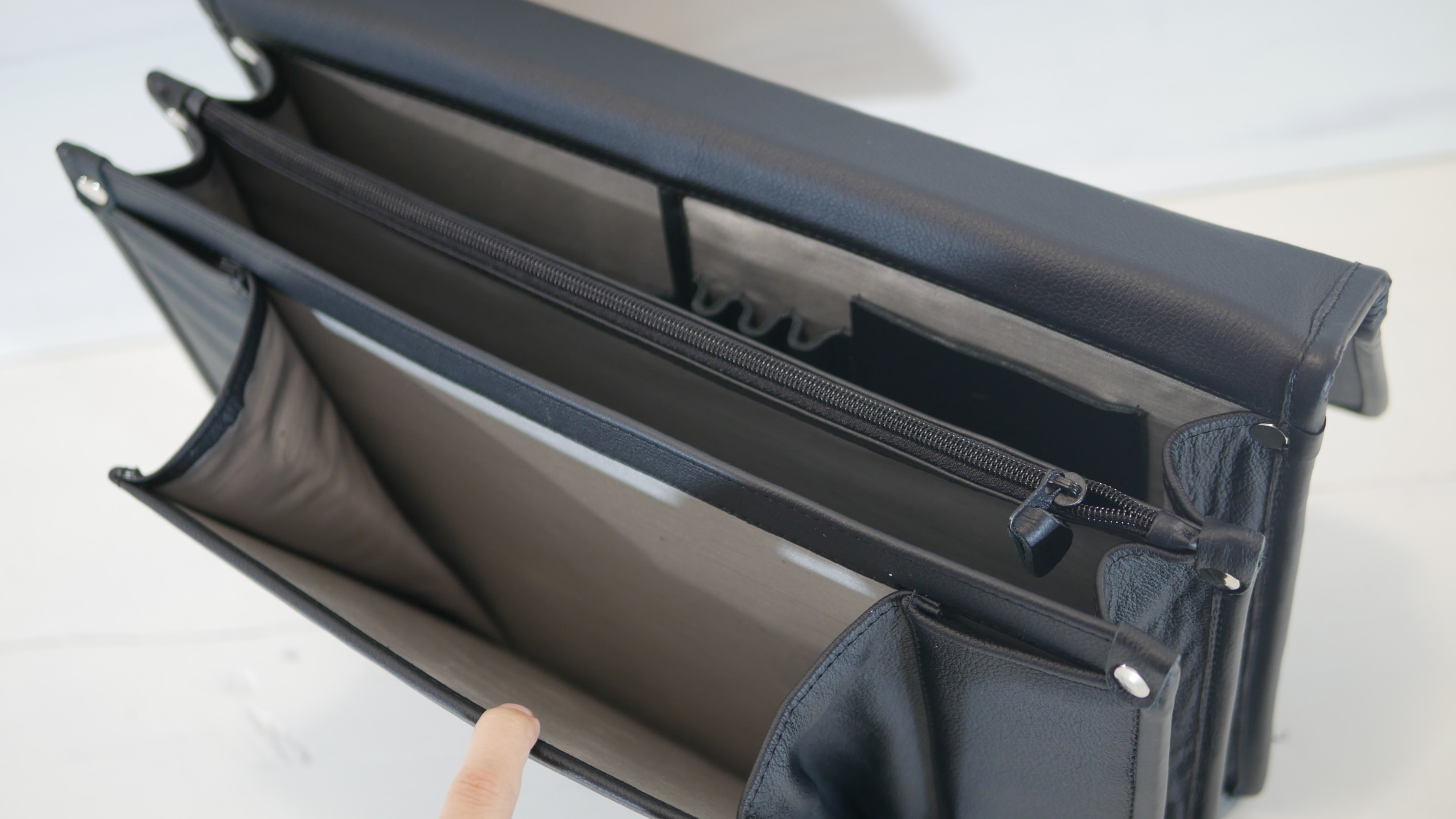 Kožená aktovka - Edgar Maestro