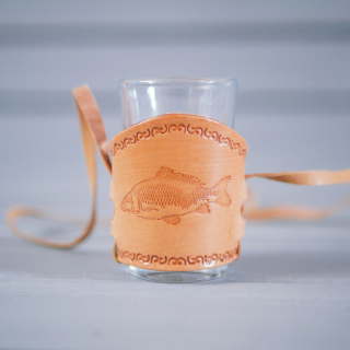 Odlivka (panák) na krk 4 cl -  Kapr 